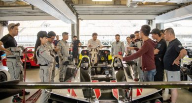 这才是真正的赛车培训该有的样子