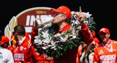 锐客电竞大奖赛 解锁新车征服万梗之源！